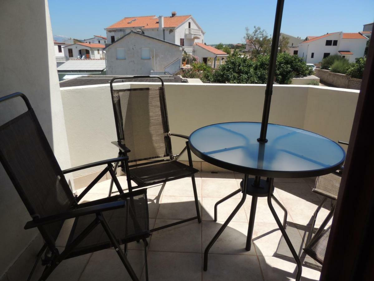 Apartments Villa Aurora Ražanac Buitenkant foto